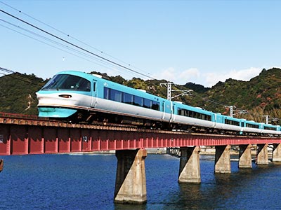 公共交通機関でお越しの方