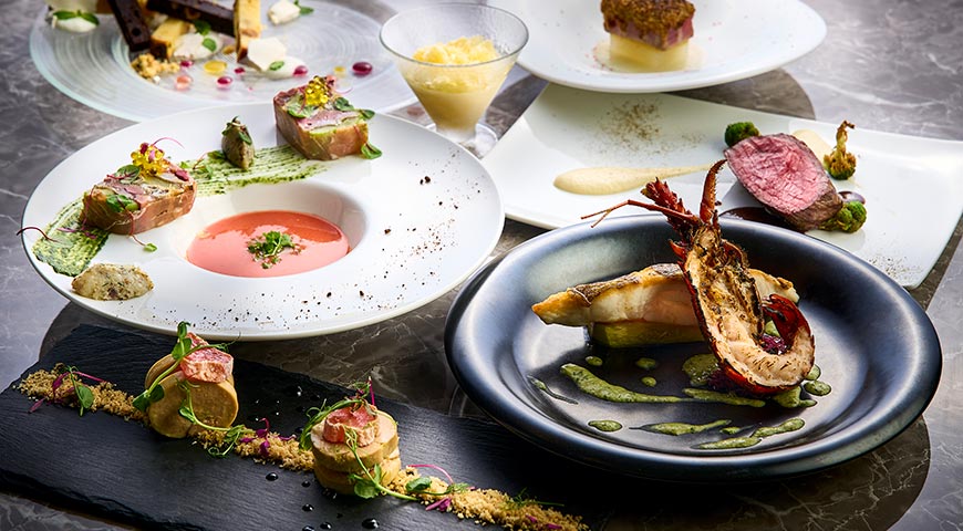 [伊勢海老をプラス] 伊勢海老を含む海の幸と大地の恵みを味わう季節のフレンチ